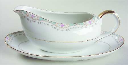 Kentwood Gravy Boat & Underplate