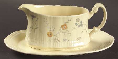 Kent Gravy Boat & Underplate/Relish