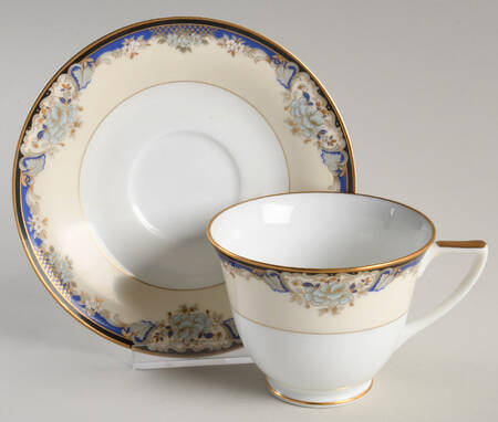 Kingsley Footed Cup & Saucer Set