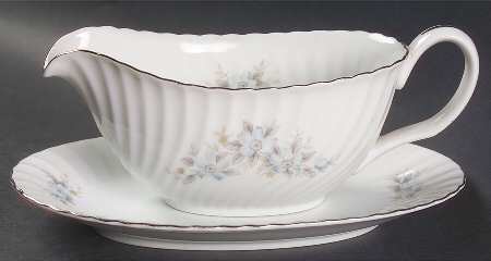 La Fleur Bleu Gravy Boat & Underplate