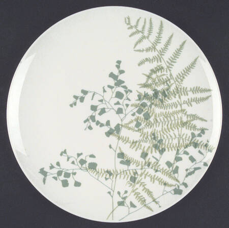 Lacy Fern Green Dinner Plate