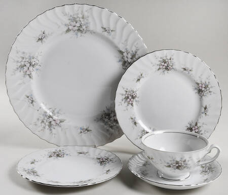 Lady Margaret 5 Piece Place Setting