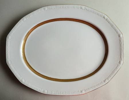 La Marquise 16" Oval Serving Platter