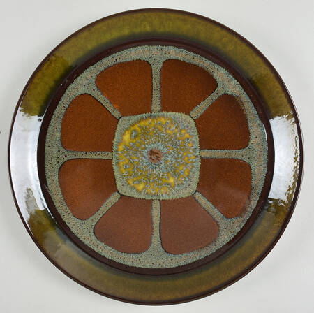 Lanai 12" Chop Plate (Round Platter)