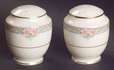 La Rose Salt & Pepper Set