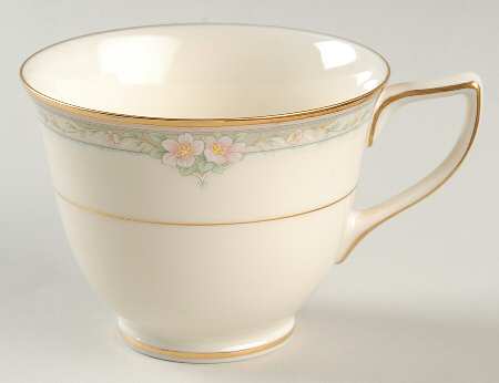 La Rose Footed Cup