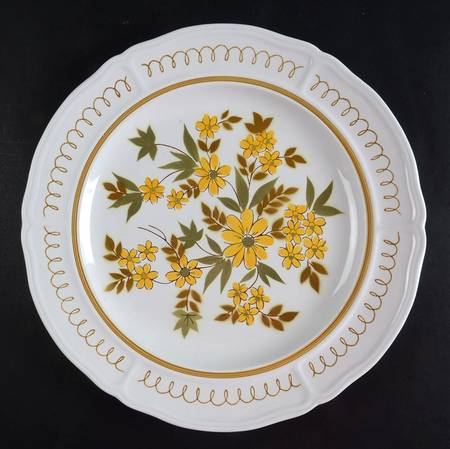 Latina 12" Chop Plate (Round Platter) by Mikasa