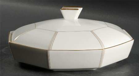 Latitudes Octagonal Covered Vegetable