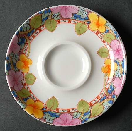 Laureate Saucer