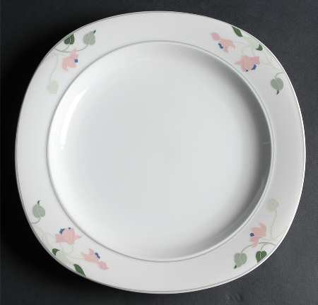 Liana 11" Chop Plate (Round Platter)