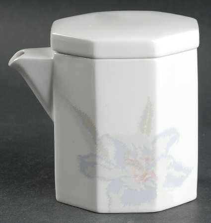 Lillium Creamer & Lid