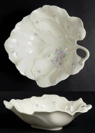 Lila 8" Leaf Dish