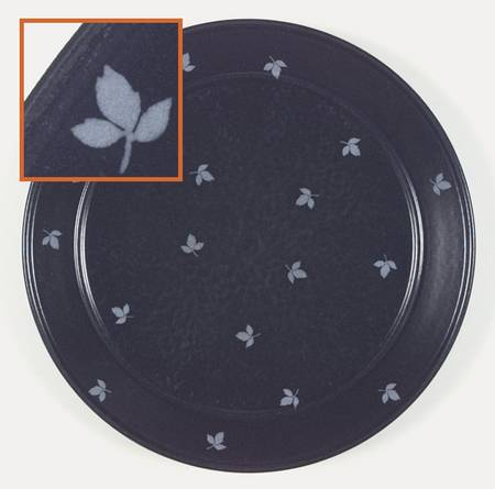 Loose Leaf White On Blue Dinner Plate