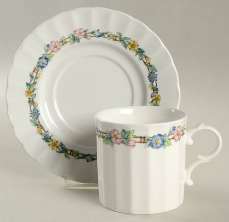 Love Prose Flat Cup & Saucer Set