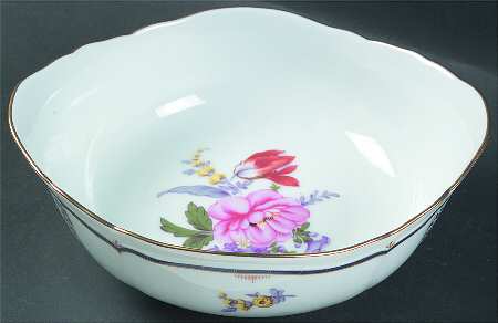 Lorraine 8" Round Vegetable Bowl
