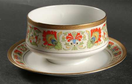 Love Song Gravy Boat with Attached Underplate