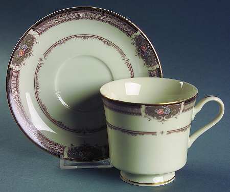 Love Song Footed Cup & Saucer Set