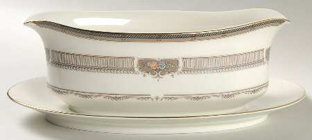 Love Song Gravy Boat with Attached Underplate
