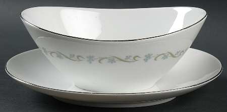 Lydia Gravy Boat with Attached Underplate