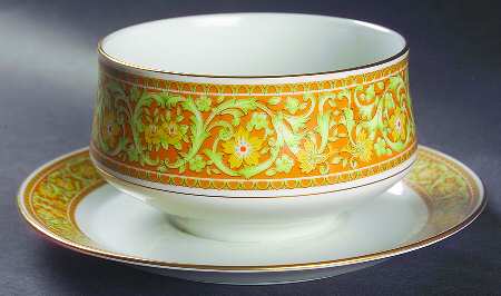Lynnewood Gravy Boat with Attached Underplate