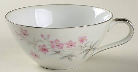 Marietta Bloom Flat Cup