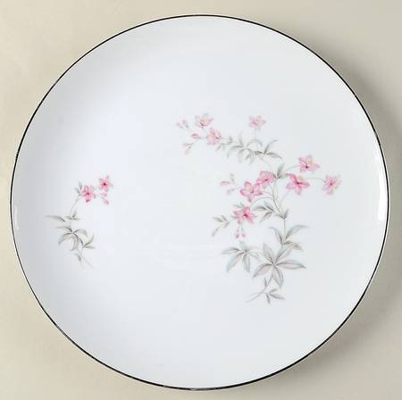 Marietta Bloom 12" Chop Plate (Round Platter) by Mikasa