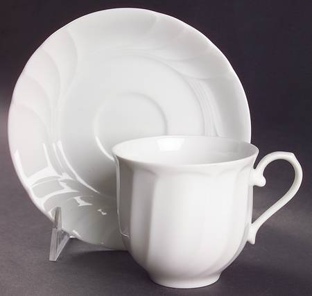 Madison Flat Cup & Saucer Set