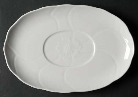 Magnolia Underplate for Gravy Boat