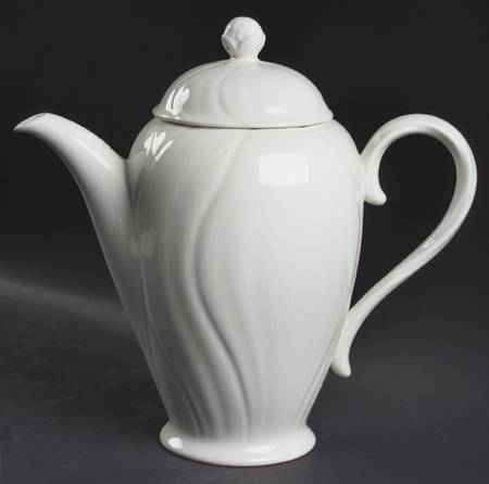 Magnolia Coffee Pot & Lid