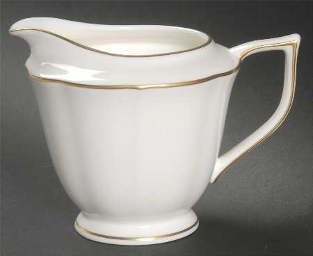 Majestic Gold Creamer