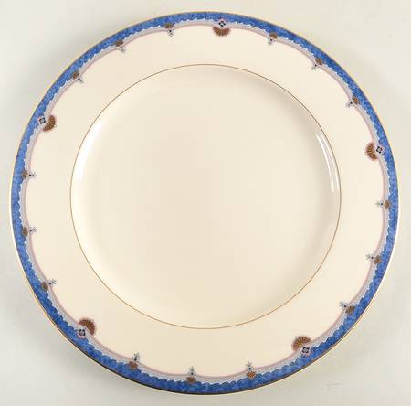 Majestic Hall 12" Chop Plate (Round Platter)