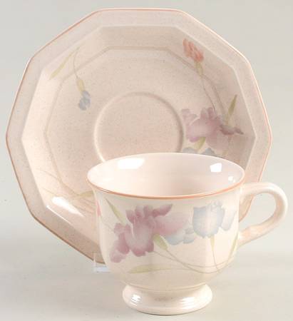 Magic Moods Footed Cup & Saucer Set