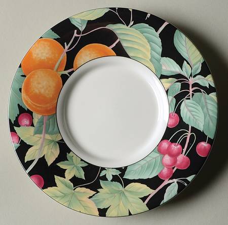 Majestic Meadow Saucer