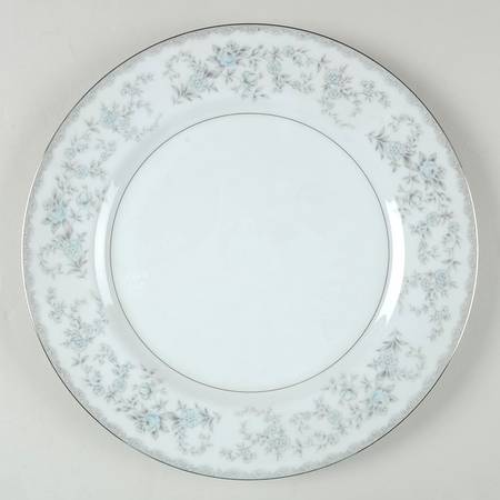 Mandalay (5424) Dinner Plate