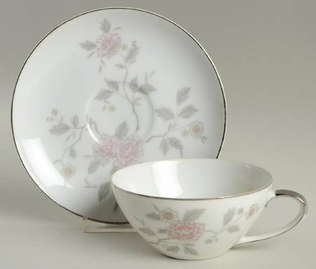 Mandarin Flat Cup & Saucer Set