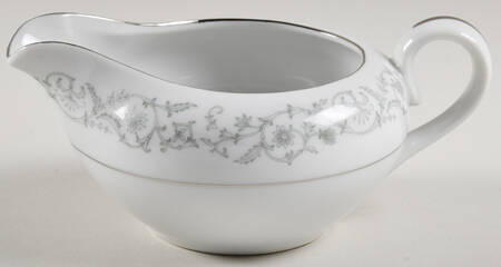 Manor Creamer