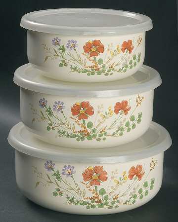 Margaux 3 Metal Bowls & Plastic Lids(5 7/8",6 5/8",7 1/2")