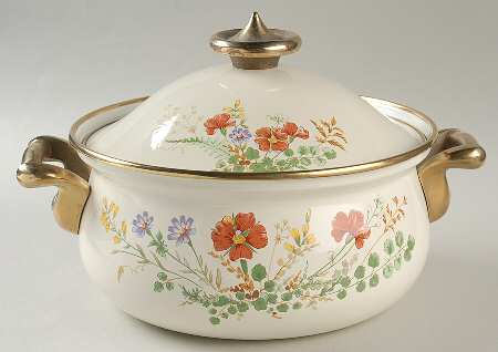 Margaux 2.5 Quart Metal Round Covered Casserole
