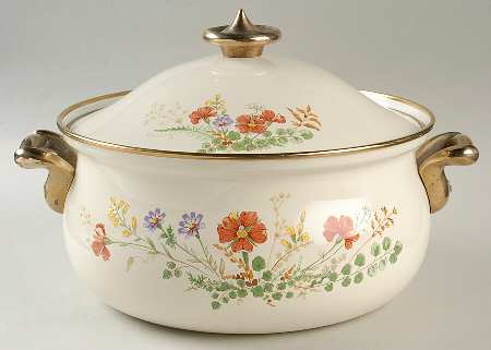 Margaux 4 Quart Metal Covered Casserole