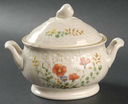 Margaux Sugar Bowl & Lid