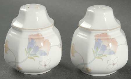 Marika Salt & Pepper Set