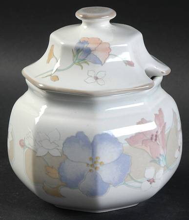 Marika Sugar Bowl & Lid