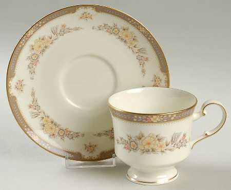 Marquis Footed Cup & Saucer Set