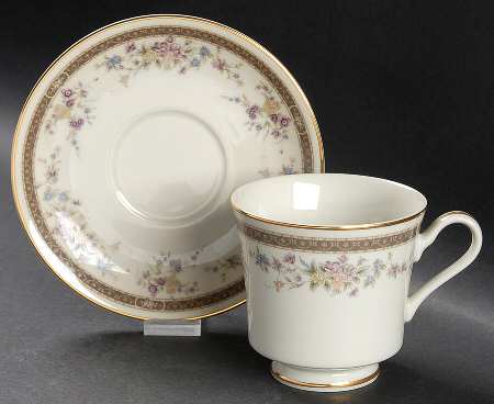 Marquette Footed Cup & Saucer Set
