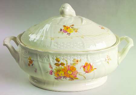 Marseilles Oval Tureen & Lid