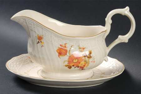 Marseilles Gravy Boat & Underplate