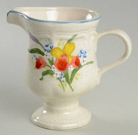 Meadow Breeze Creamer