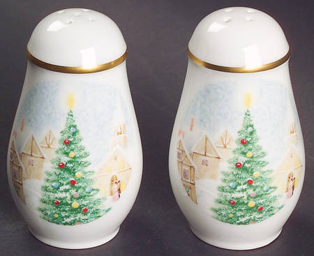Merry Christmas Salt & Pepper Set