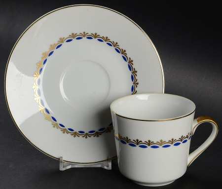 Medici Flat Cup & Saucer Set