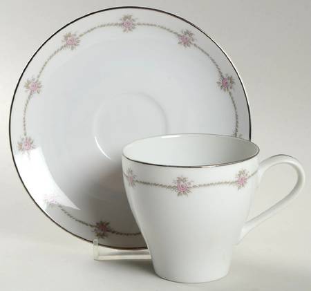Melinda Flat Cup & Saucer Set